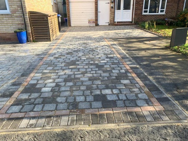 Alt